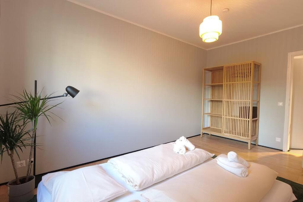 Bu Designer-Apartment Next To Metro U1 Вена Экстерьер фото